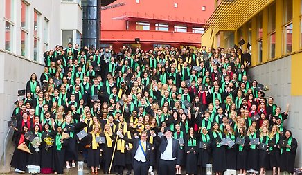 Studenter vid examenshögtid